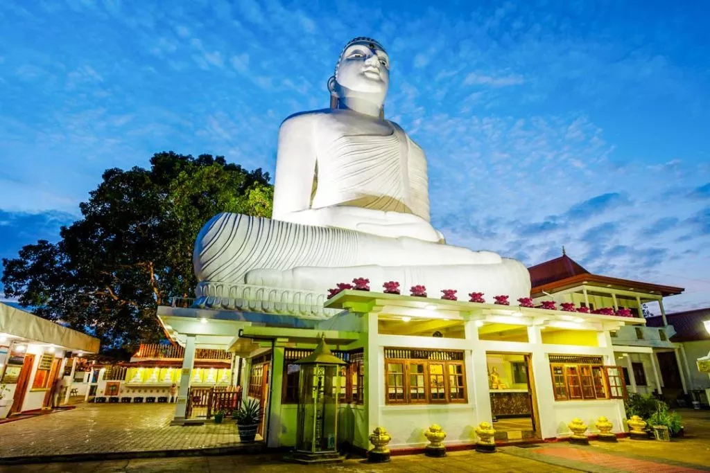 Sri Lanka Kandy Bahirawakanda Temple