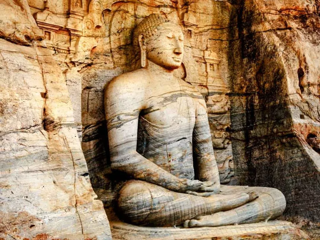 Sri Lanka Statue in Polonnaruwa