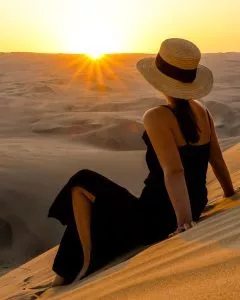 traveloptimizer Reisebüro plant Reisen, Sonnenuntergang in der Wüste