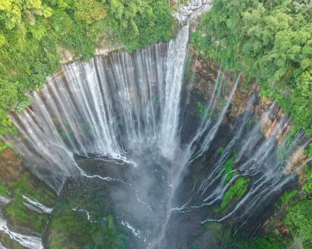 Tumpak Sewu Wasserfall 180 Grad