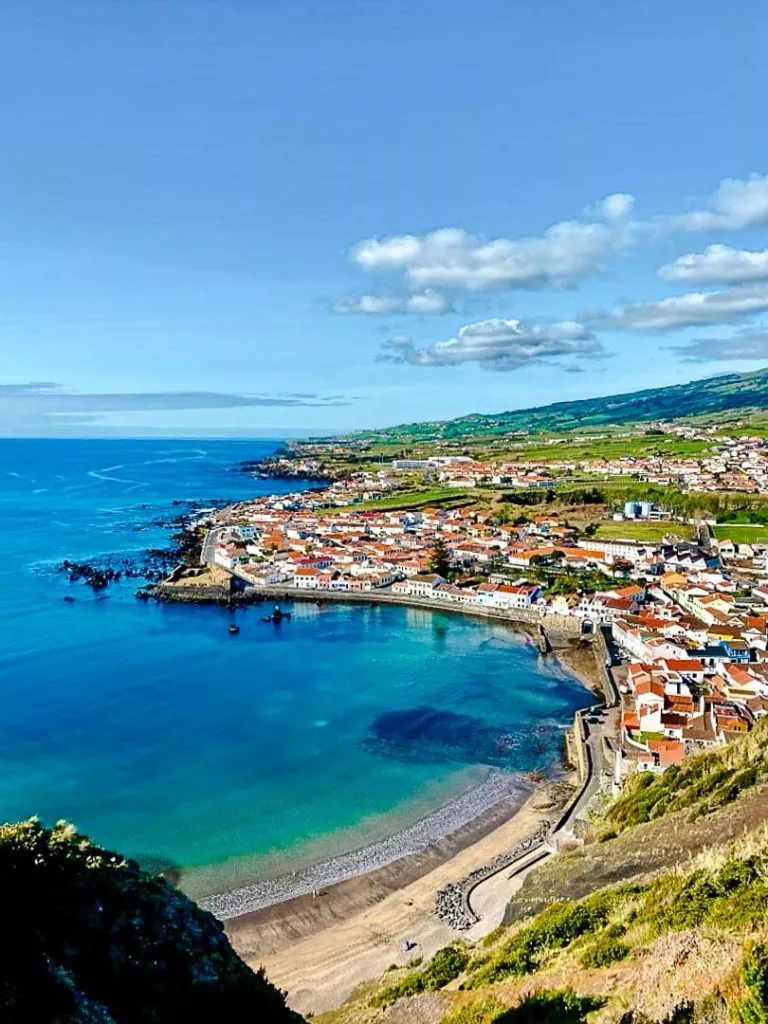 blick auf den porto pim strand horta faial azoren Blick auf den Porto Pim Strand Horta Faial Azoren