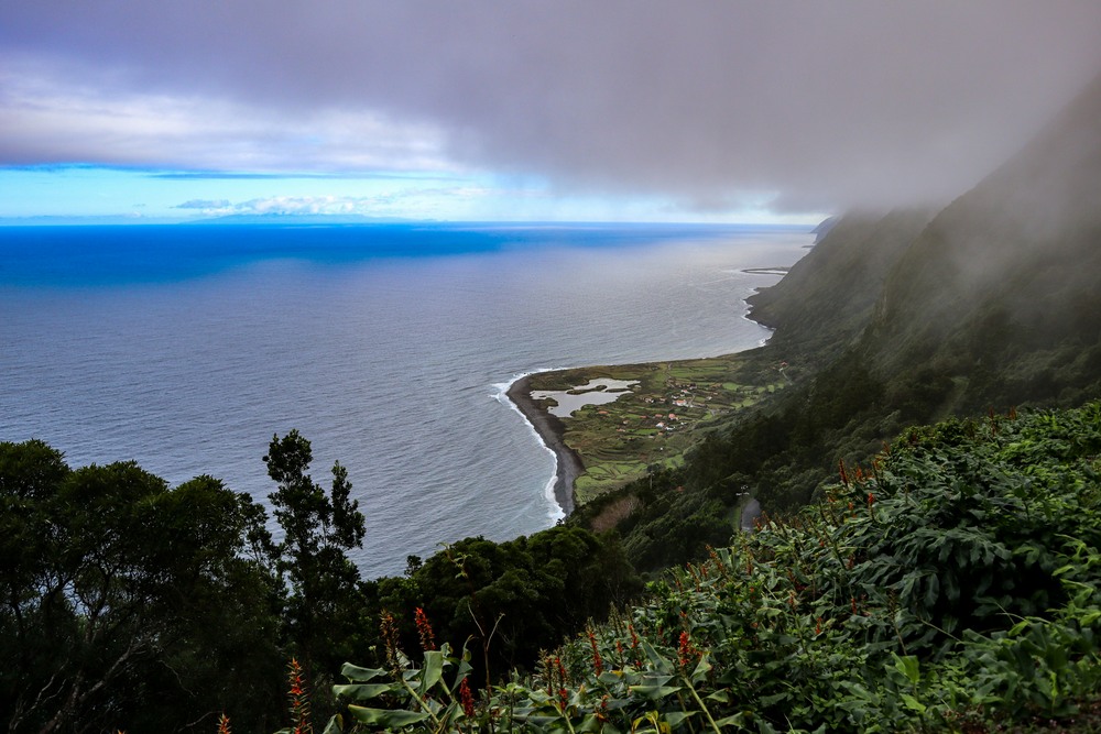 blick auf faja dos cubres sao jorge azoren Blick auf Fajã dos Cubres Sao Jorge Azoren