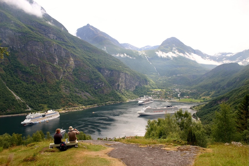 geiranger norwegen aussichtspunkt alm homlongsaetra Geiranger, Norwegen, Aussichtspunkt Alm Homlongsætra
