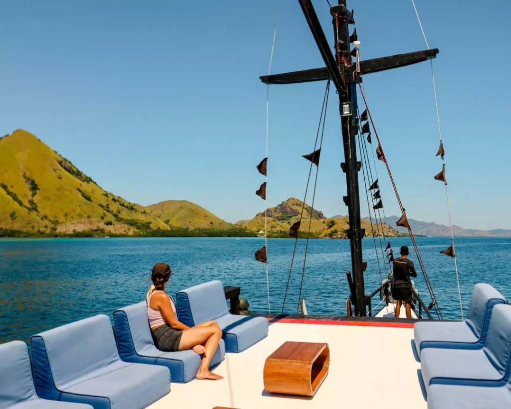 Komodo Bootstour, Chillarea auf dem Boot