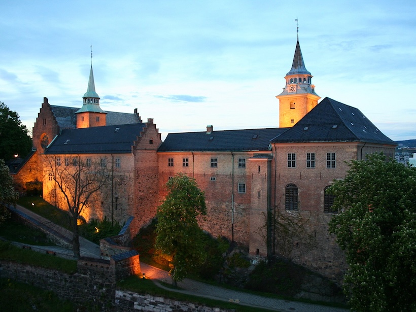 Norwegen, Oslo, Akershus Festung am Abend