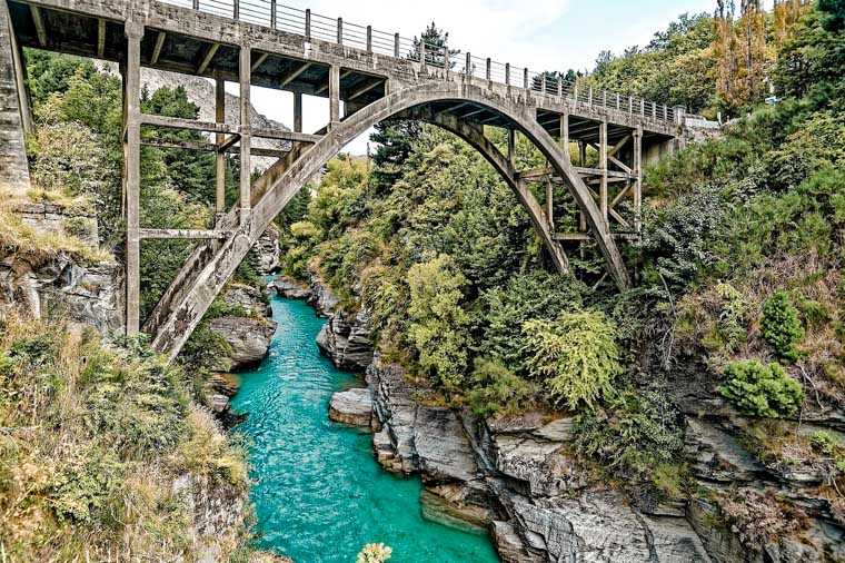 queenstown neuseeland sehenswuerdigkeiten bruecke beim shotover river Queenstown, Neuseeland, Sehenswürdigkeiten, Brücke beim Shotover River