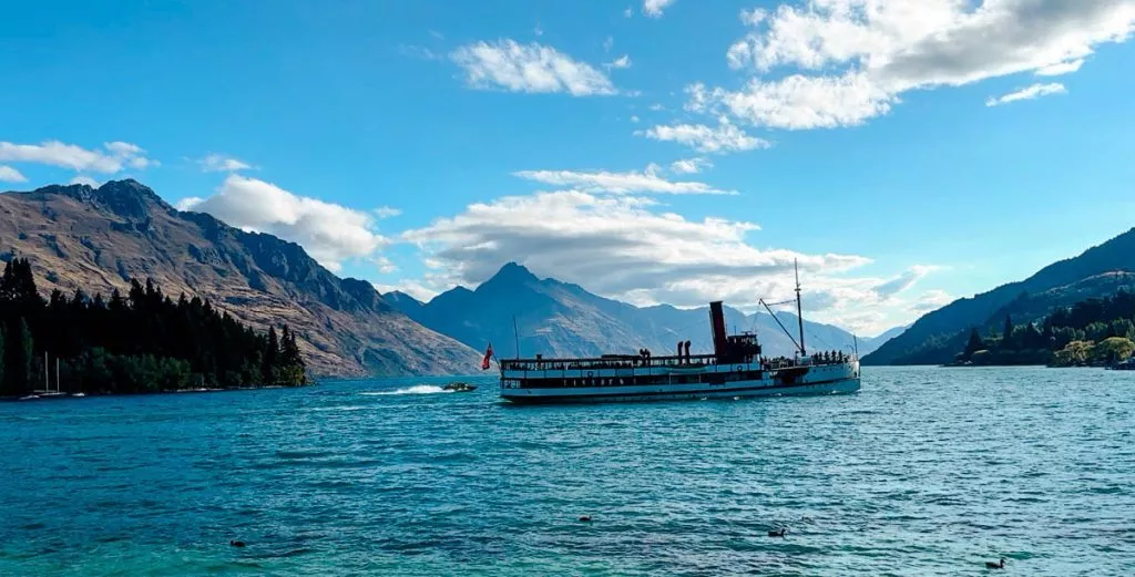 queenstown neuseeland sehenswuerdigkeiten lake wakatipu in queenstown Queenstown, Neuseeland, Sehenswürdigkeiten, Lake Wakatipu in Queenstown