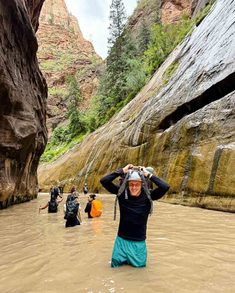 wasser war huefthoch bei narrows wanderung Wasser war hüfthoch bei Narrows Wanderung