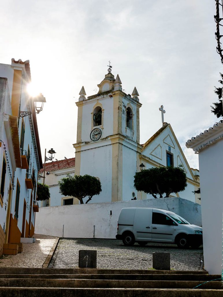 kathedrale in ferragudo algarve Kathedrale in Ferragudo, Algarve