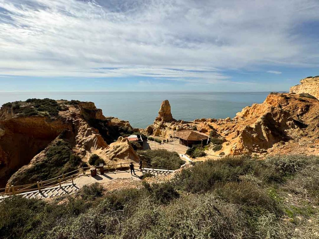 schoene felsen bei gruta da boneca carvoeiro algarve 2 schöne Felsen bei Gruta da Boneca, Carvoeiro Algarve