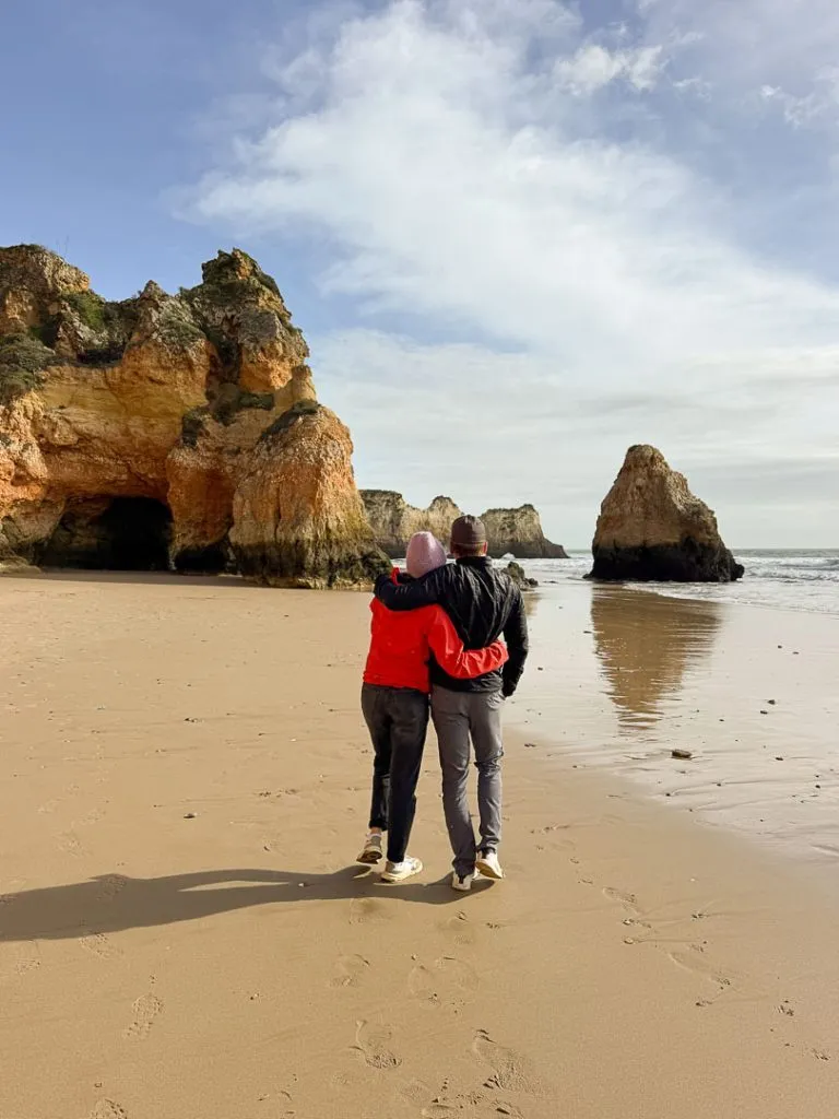 wanderung durch hoehlen bei alvor bei ebbe 2 Wanderung durch Höhlen bei Alvor bei Ebbe