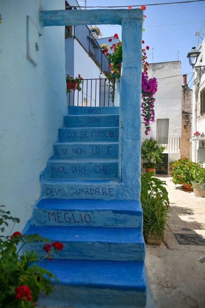 apulien casamassima blaue treppe in casamassima Apulien_Casamassima_Blaue Treppe in Casamassima
