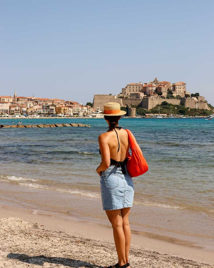 calvi stadtstrand blick auf festung Calvi Stadtstrand, Blick auf Festung