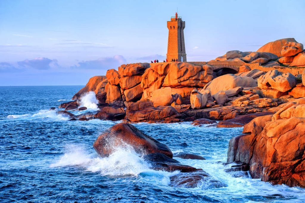 frankreich bretagne leuchtturm von mean ruz an der cote de granit rose Frankreich_Bretagne_Leuchtturm von Mean Ruz an der Côte de Granit Rose