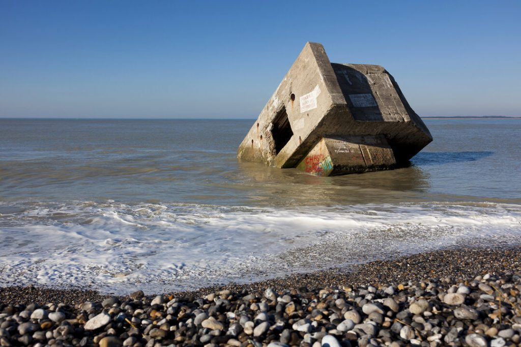 frankreich normandie bunker am strand von le hourdel Frankreich_Normandie_Bunker am Strand von Le Hourdel