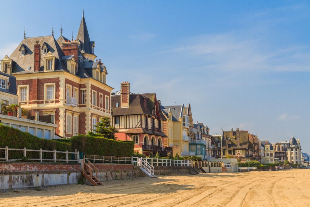 frankreich normandie trouville strandpromenade Frankreich_Normandie_Trouville Strandpromenade