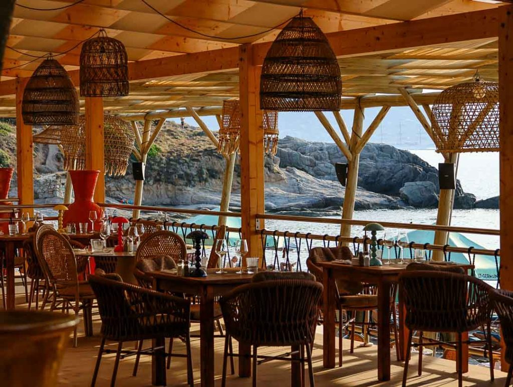 strandbar bei plage de sainte restitude bei calvi Strandbar bei Plage de Sainte Restitude bei Calvi