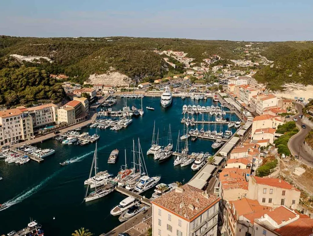 bonifacio korsika 54 von 282 Blick von Festung auf den Hafen von Bonifacio