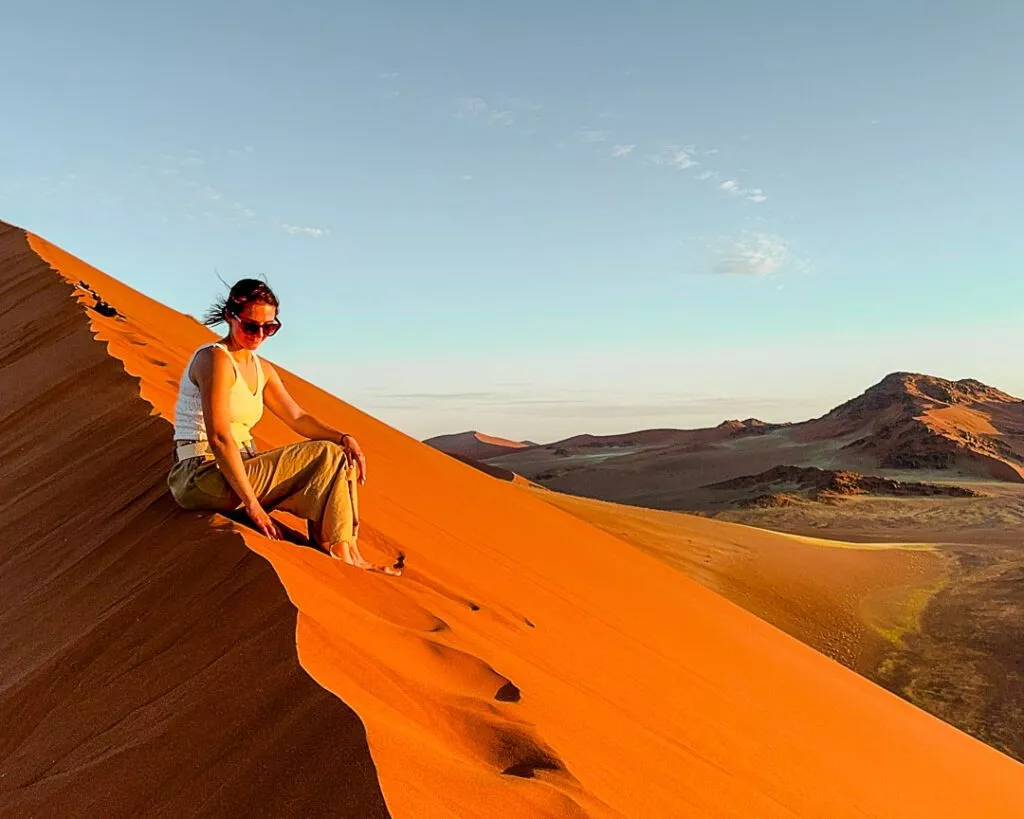 sonnenuntergang auf duene40 in sossusvlei namibia